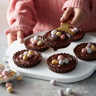 Velvety Chocolate Tarts
