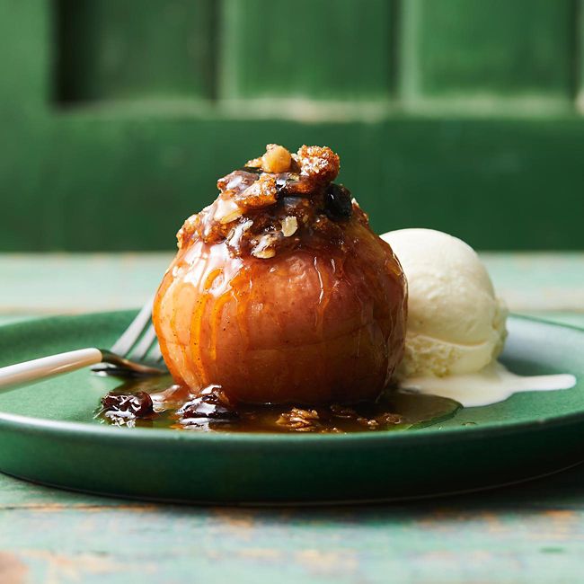 Classic Baked Apples