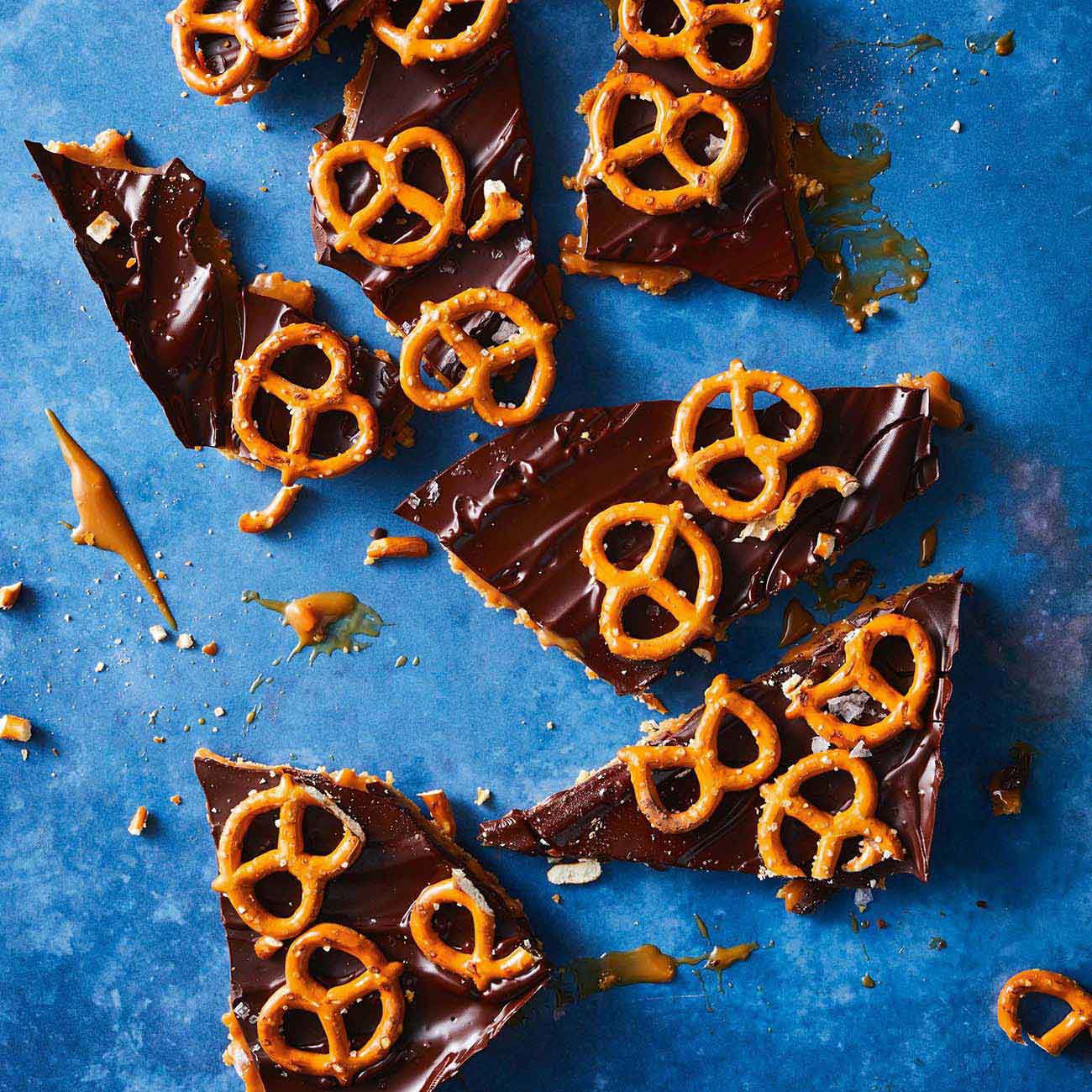 Caramel, chocolate & pretzel crack