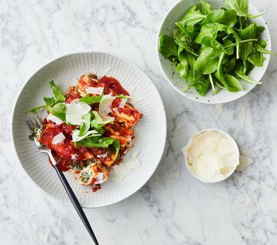 Slow-cooker spinach and ricotta cannelloni