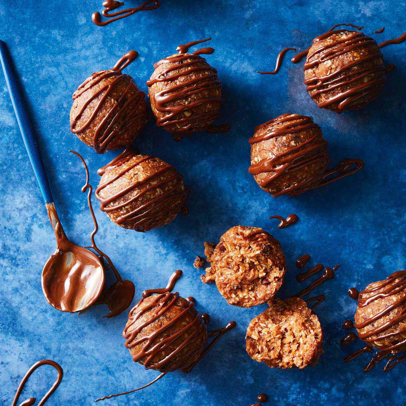 Vegan Choc-Cashew Bites With Cacao Nibs