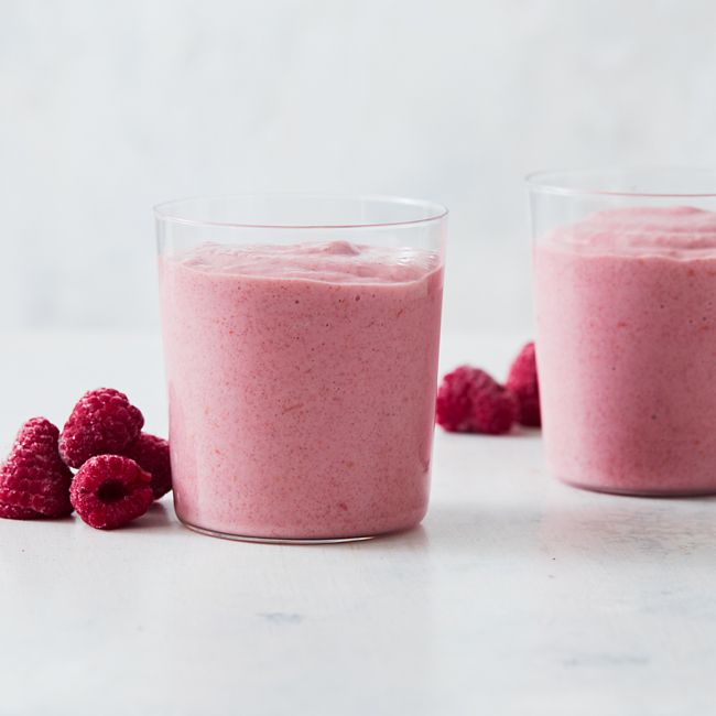 Breakfast Banana & Raspberry Smoothies