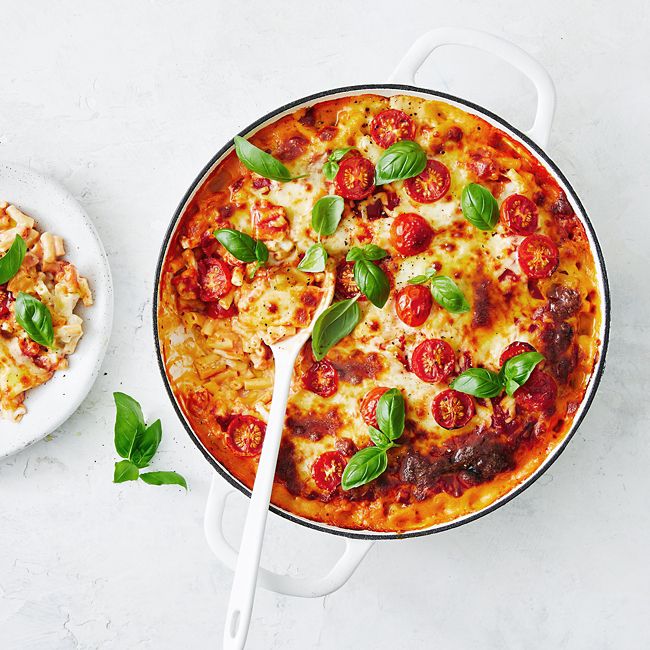 Mozzarella, Tomato & Basil Macaroni