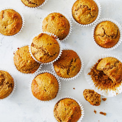 Oat bran and date muffins