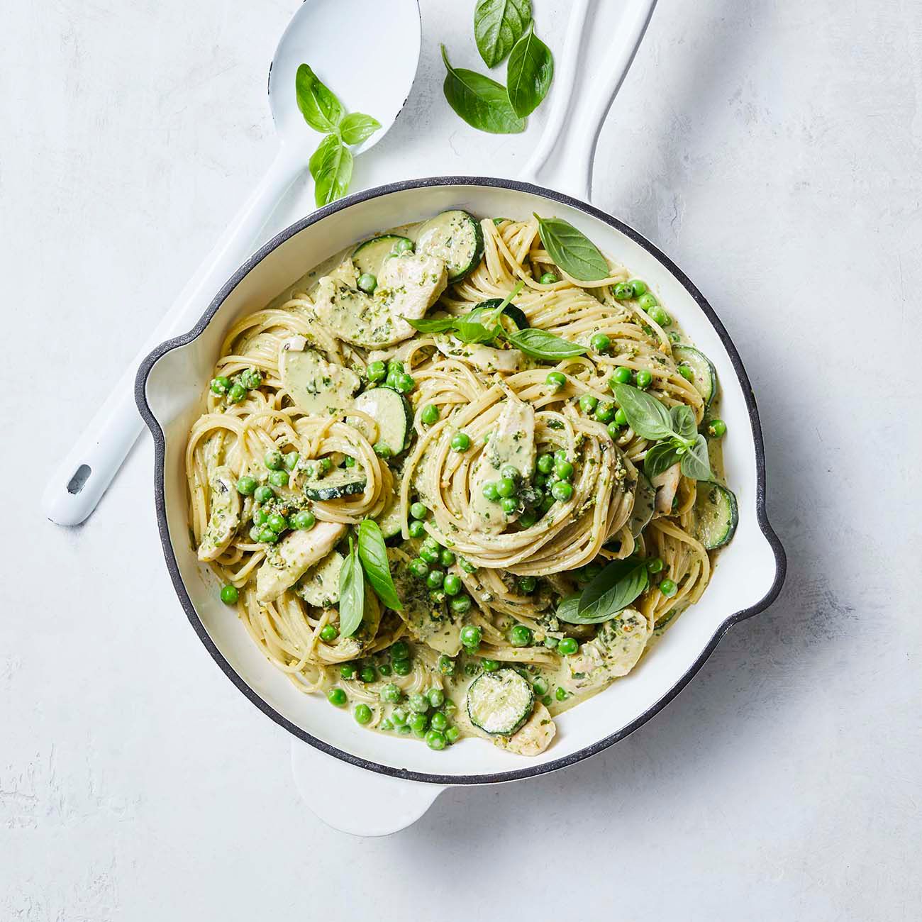 One-pot Creamy Chicken Pesto Pasta Recipe | Woolworths