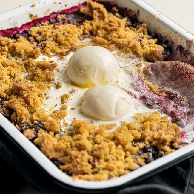 Vanilla Berry & Olive Oil Polenta Crumble