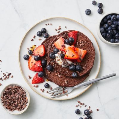 Vegan choc-banana pancakes