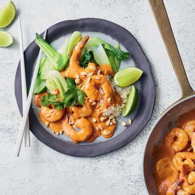 Baked satay prawns