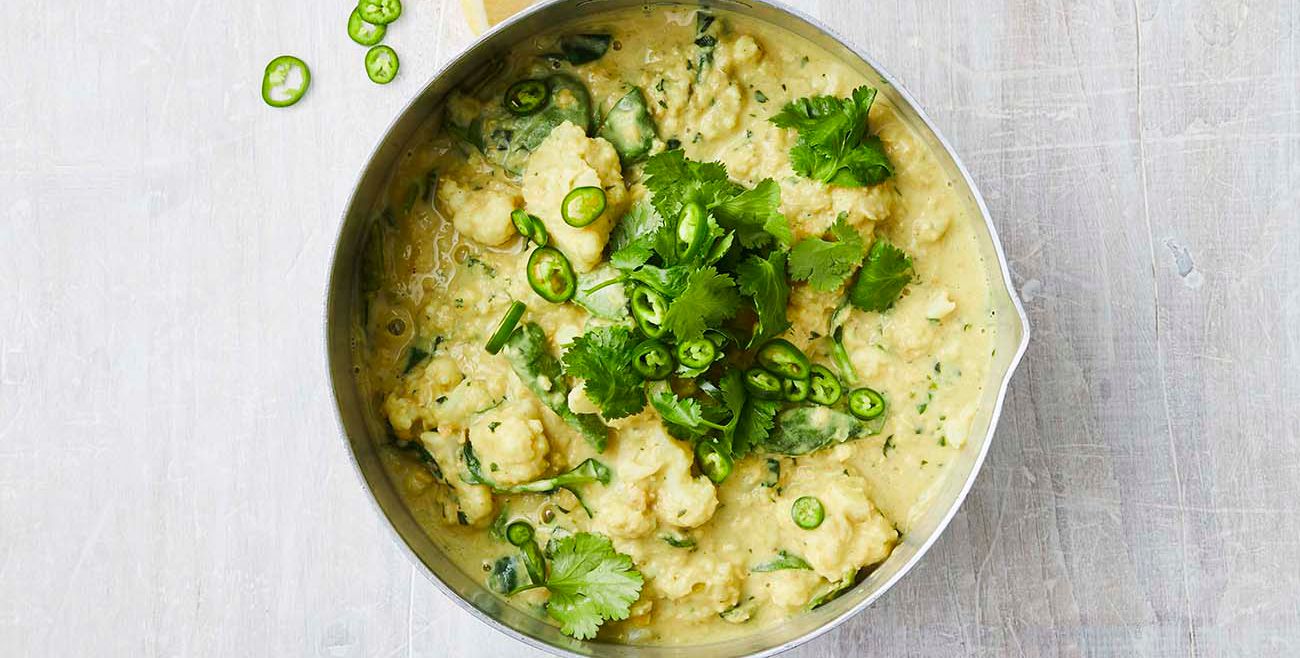 creamy coconut dahl with cauliflower