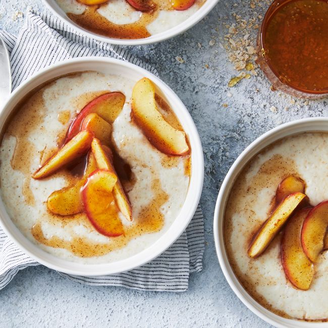 Creamy Porridge with Honey & Cinnamon Apples