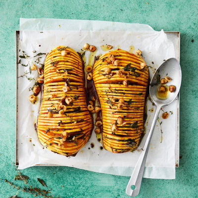 Hasselback pumpkin With hazelnuts and sage