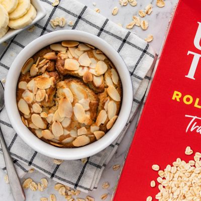 Banana Almond Baked Oats