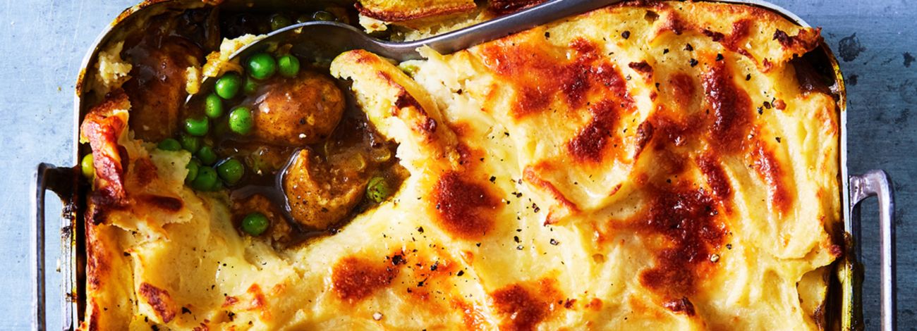 Bangers and mash pie