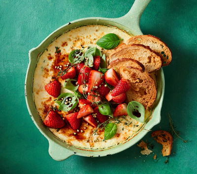 Healthier Baked Ricotta Dip With Strawberries