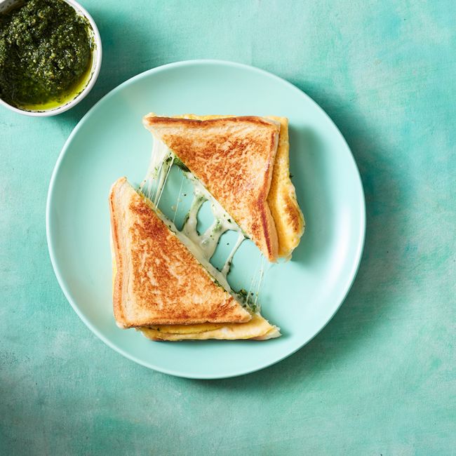 Omelette Sandwich Hack