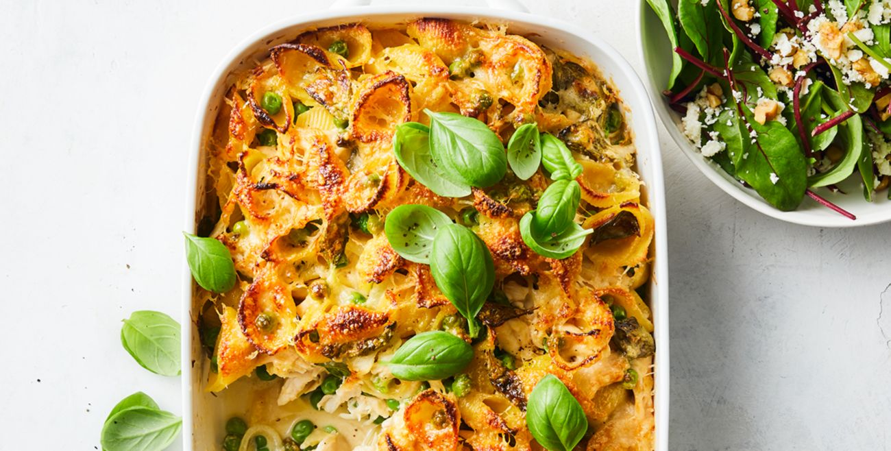 Creamy Chicken & Pea Pasta Bake Recipe | Woolworths