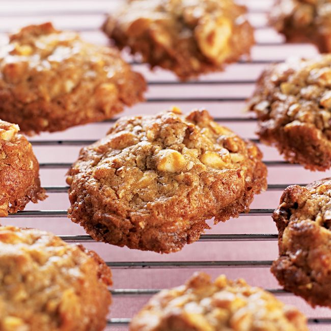 Walnut & White Chocolate Cookies