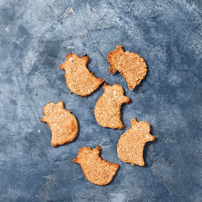 Fruity Cinnamon Ghost Crackers