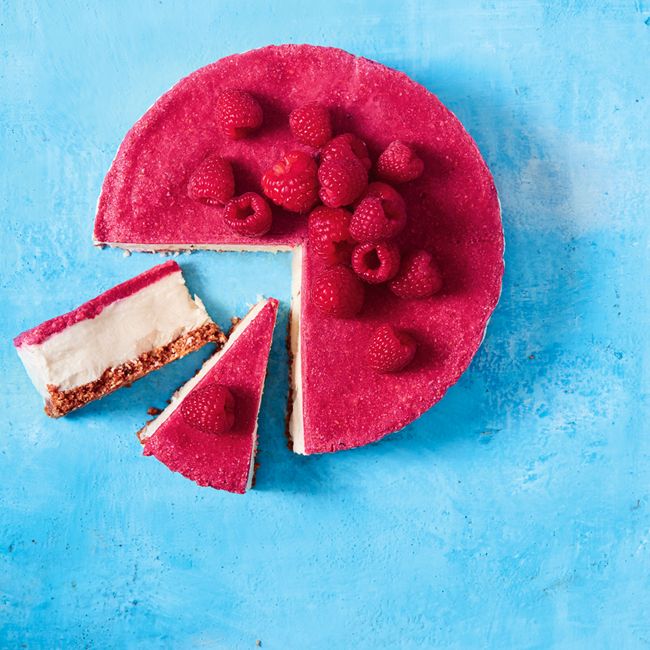 Frozen Vanilla & Raspberry Jelly Cheesecake