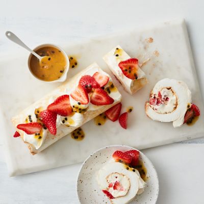 Pavlova Roll
