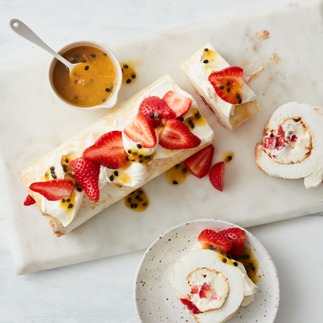 Pavlova Roll