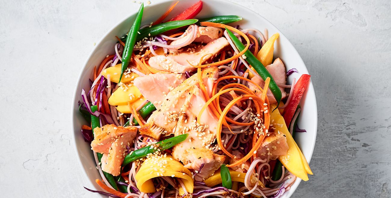 salmon-mango-and-soba-noodle-salad