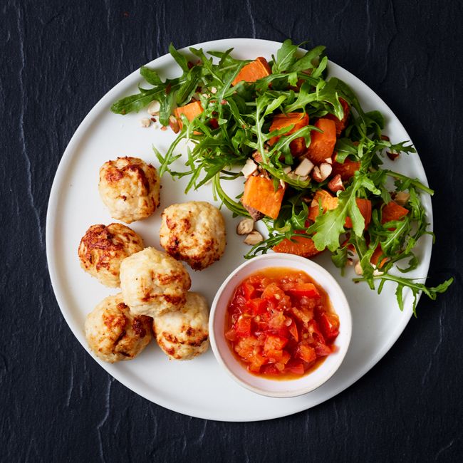 Healthier Baked Chicken Meatballs With Veggies & Tomato Sauce 