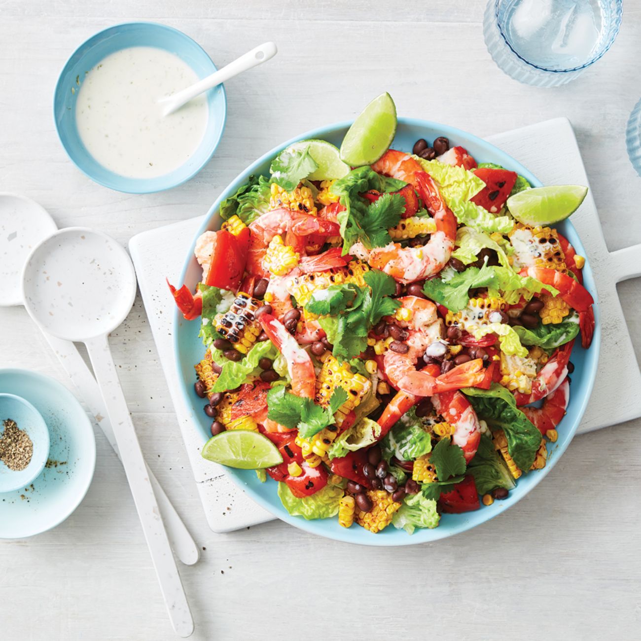 Taco salad bowls with prawns recipe