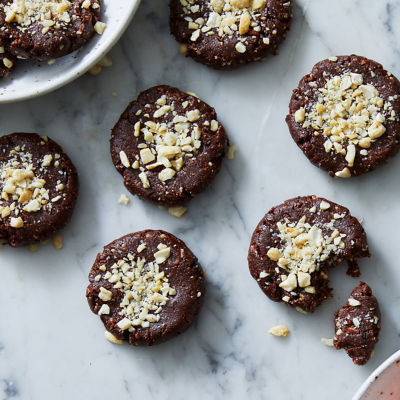 Raw Cashew & Cacao Cookies