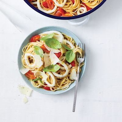 One-pan Tomato & Squid Pasta 