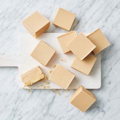 No-bake Peanut Butter Slice 