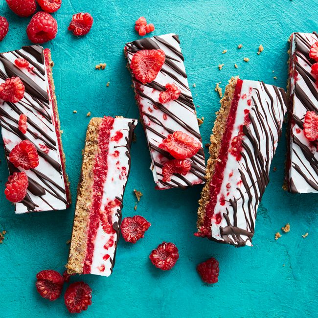 Gluten-Free Marshmallow & Raspberry Slice