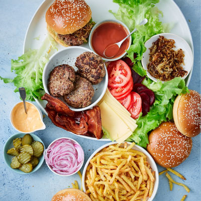 Burger Board With Parmesan Fries