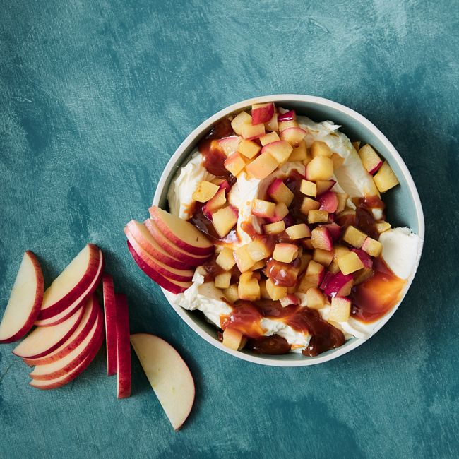 Caramel & Apple Cheesecake Dip