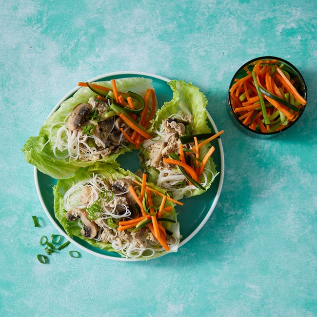 Chicken San Choy Bow 