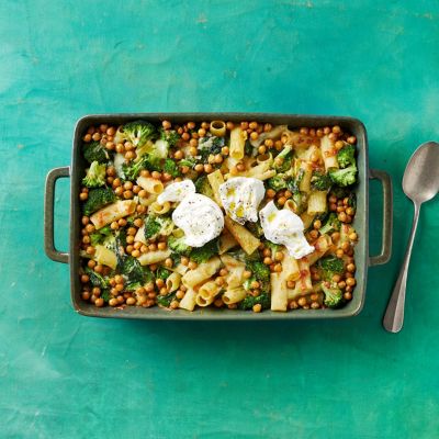 Easy Broccoli, Lemon & Chickpea Pasta Bake 