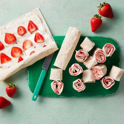 Strawberry & Ricotta Roll-Ups