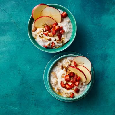 Slow Cooker Healthier Apple & Cinnamon Overnight Oats