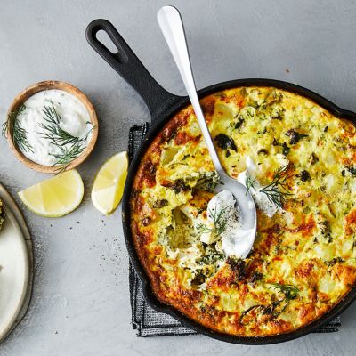 Healthier herb yoghurt & mixed greens frittata 
