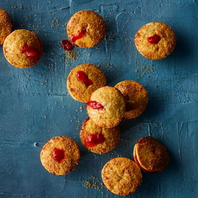 Apple & strawberry pies