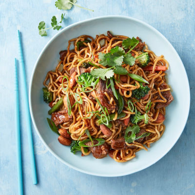 Easy almond & beef noodle stir-fry