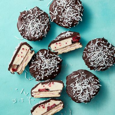 Frozen chocolate-raspberry cookies