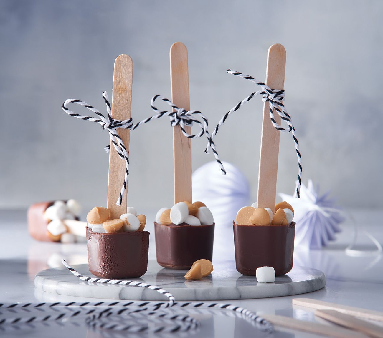 Marshmallow Hot Chocolate Stirrers + Reviews