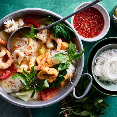 Vietnamese Sweet & Sour Hotpot with Mixed Seafood