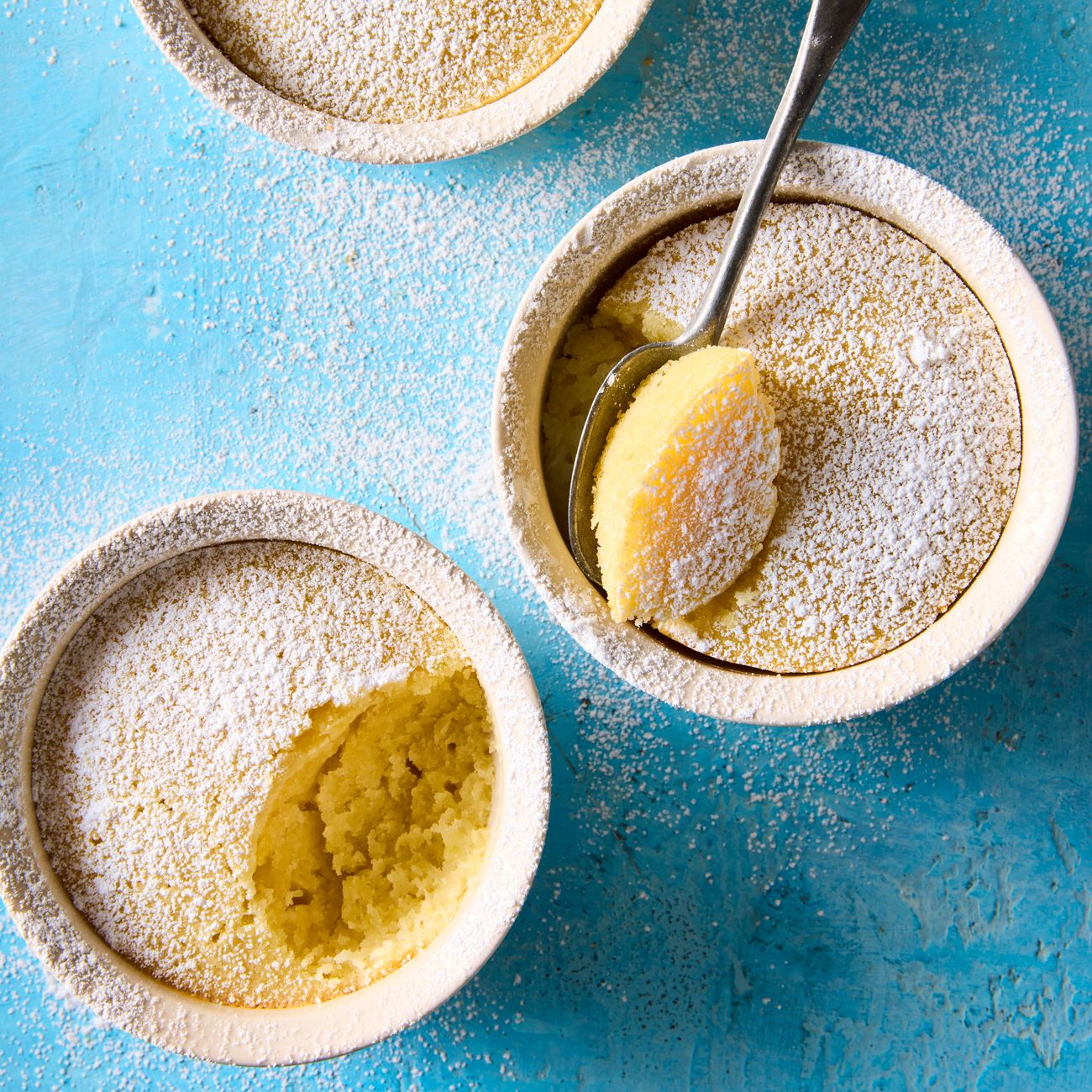 Little lemon pudding cake