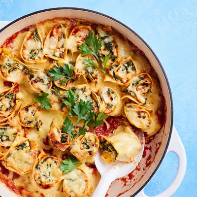 One-pan Spinach & Ricotta Rotolo
