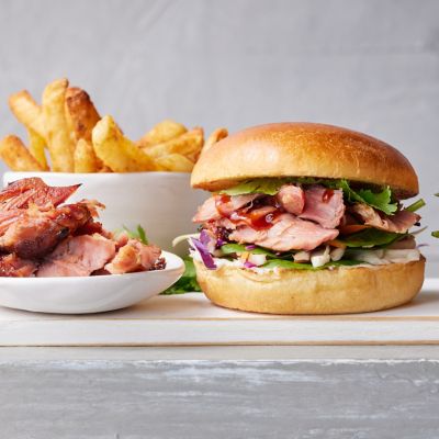 Sticky Barbecue Pulled Ham-hock Burgers