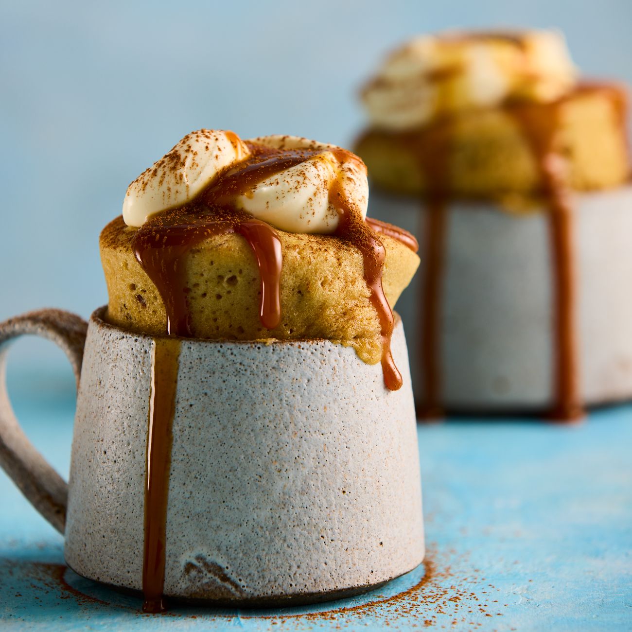Sticky dates mug cakes
