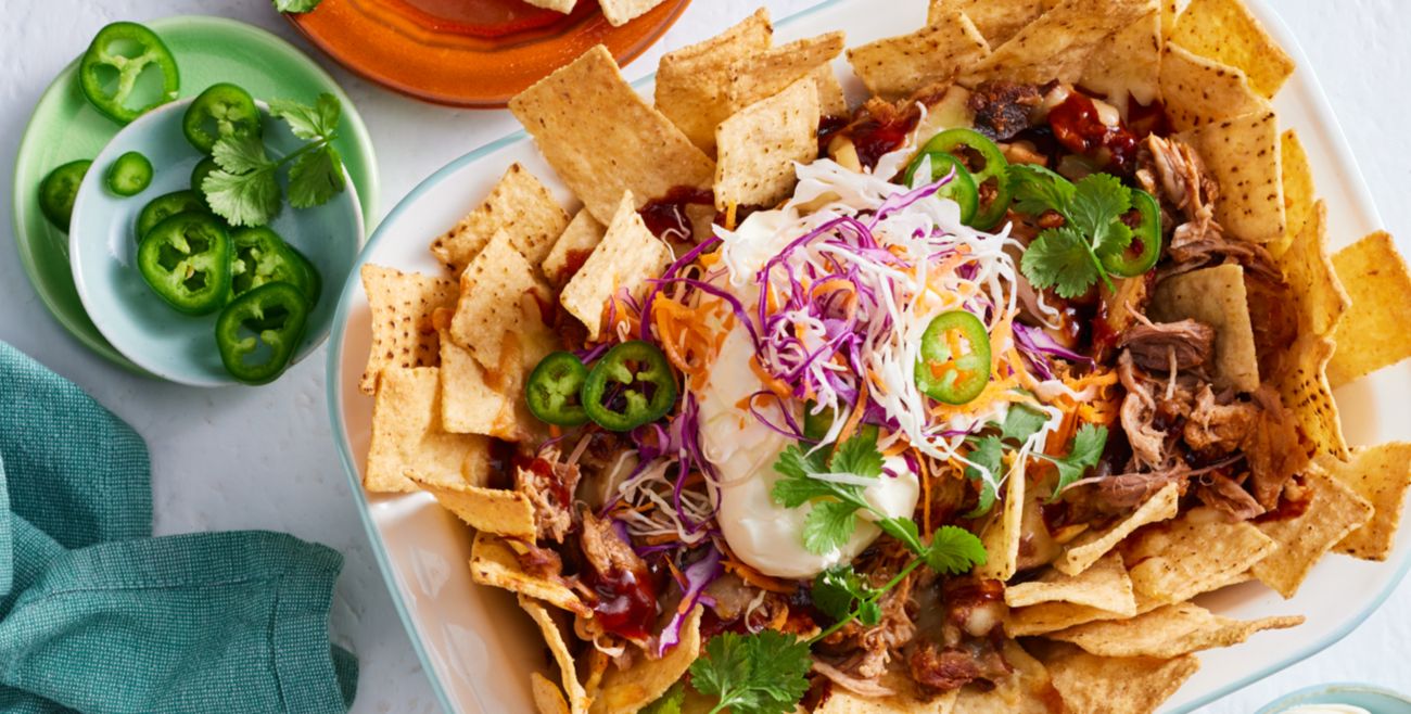 Pulled porkand coleslaw nachos