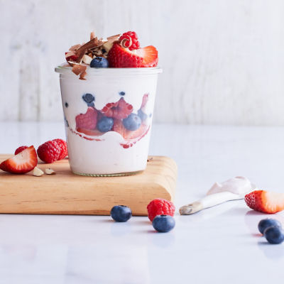 Strawberry & Almond Yoghurt Pots